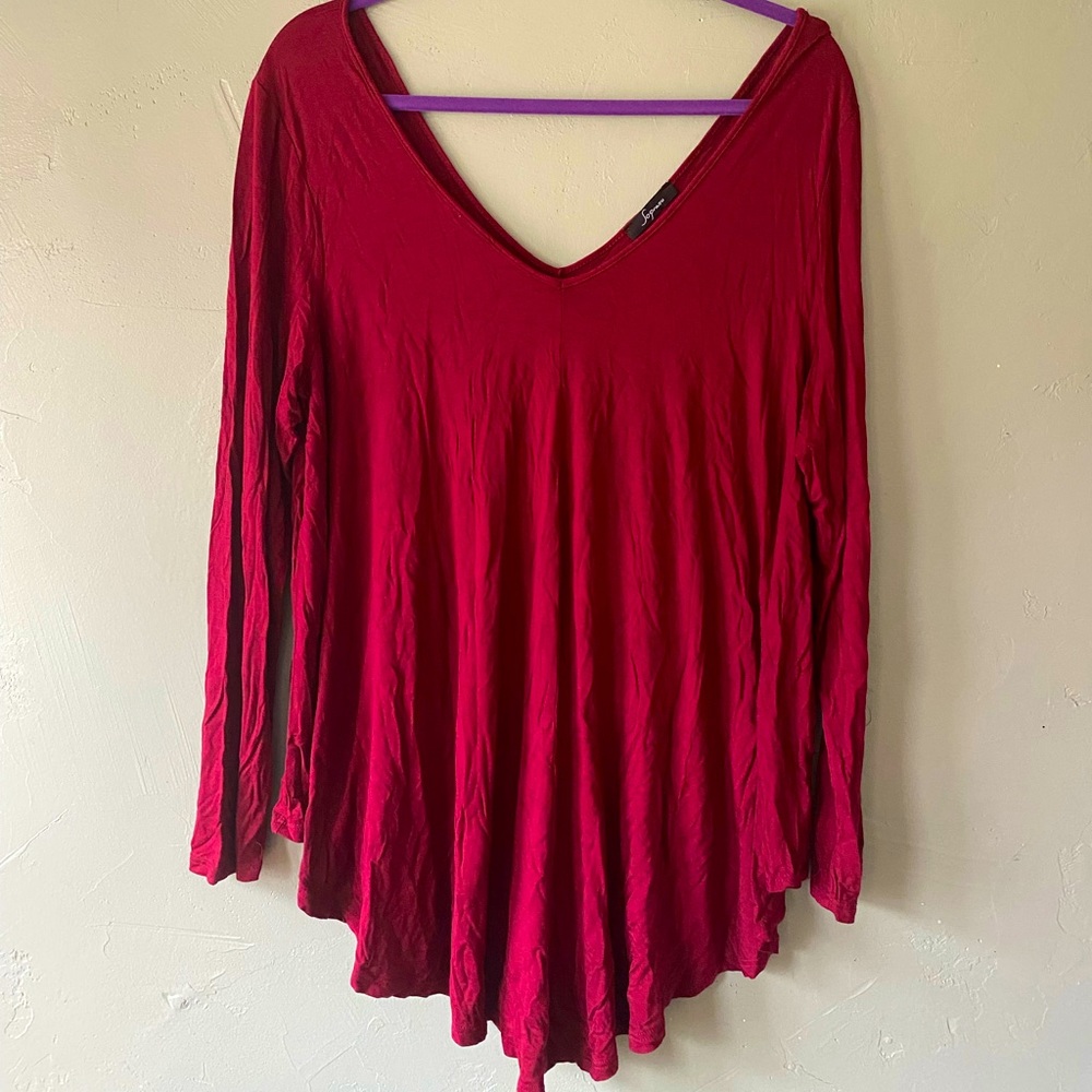 Flowy, maroon top with wide neckline and deep V in front and back, size 1X